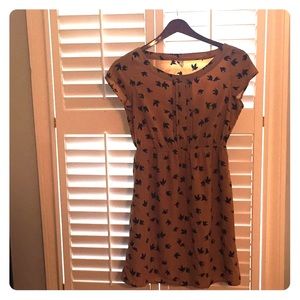 Lovely brown slip on dress with black birds